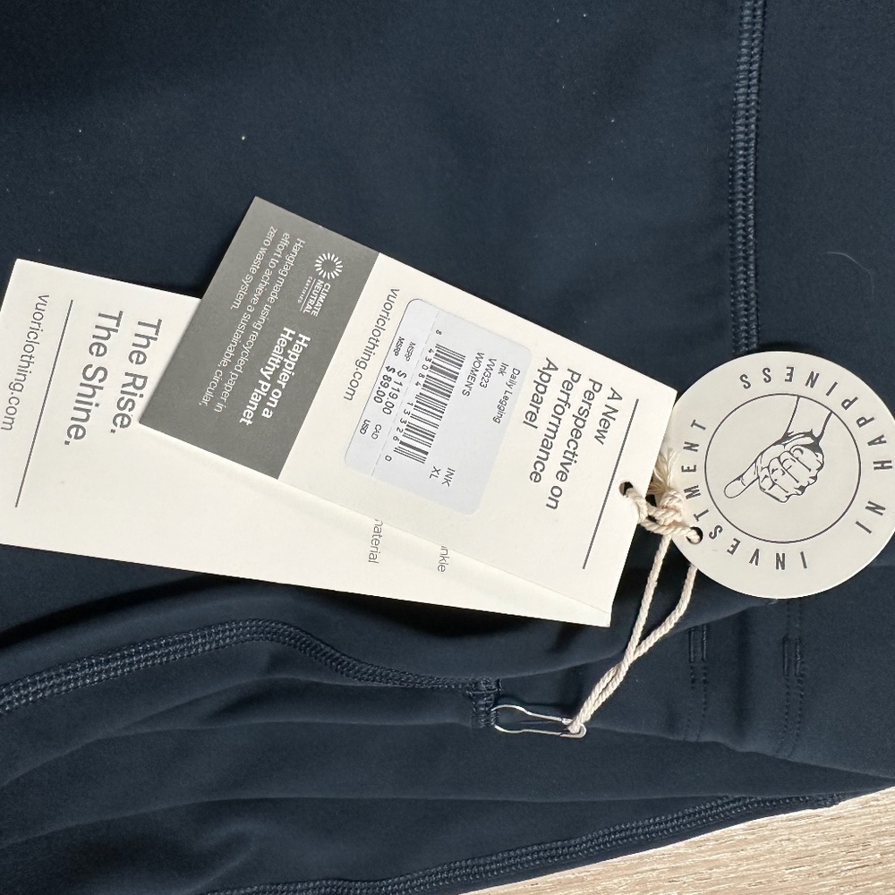 Vuori navy Leggings Brand New